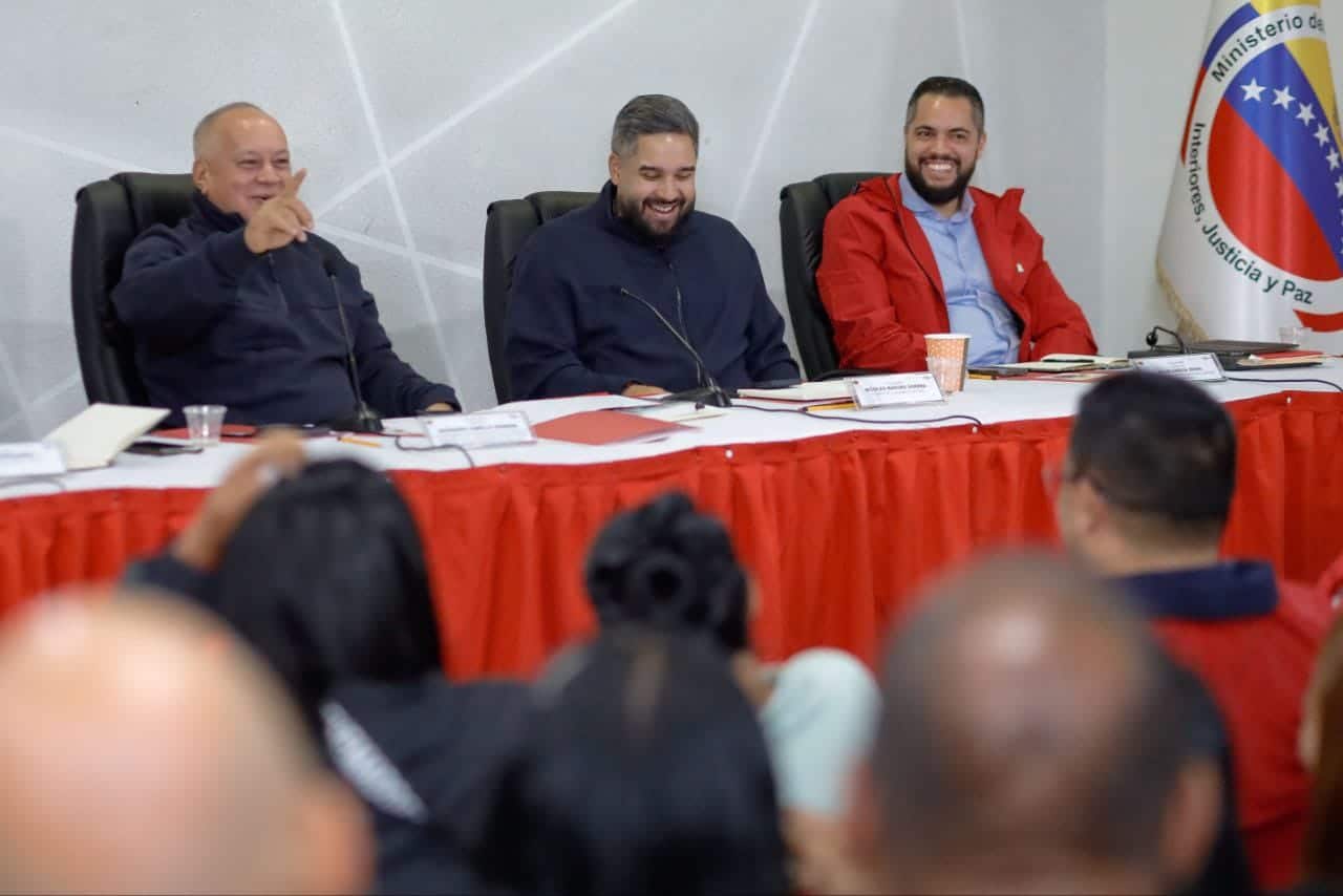 Vicepresidente Cabello Inicia Mesa de Apoyo para Integrar Iglesias Evangélicas al Nuevo Régimen Penitenciario
